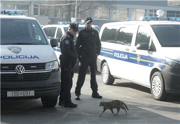 Primopredaje 27 kombi vozila za očevide prometnih nesreća