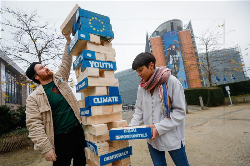 BELGIUM EU EUROPEAN YOUTH VISUAL