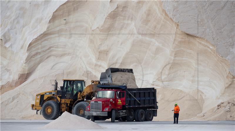 USA WINTER STORM PREPARATION