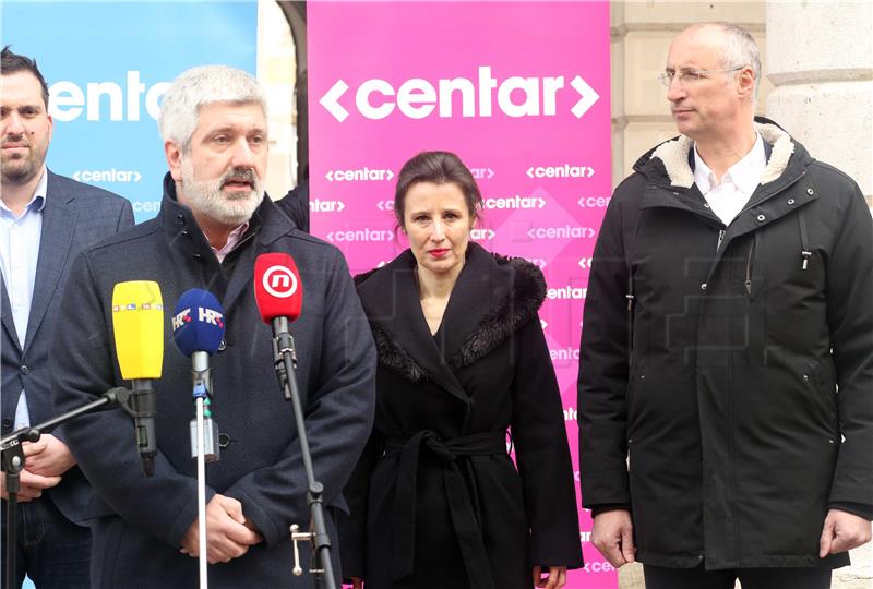 Tiskovna konferencija stranke Centar