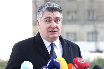 Predsjednik Milanović obišao izložbu "Kopač"