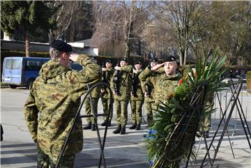 Tomo Medved na obilježavanju 30. godišnjice ukopa branitelja poginulih u Kusonjama