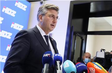 Plenković: Trebalo je provjeriti smije li se koristiti fotografija kune