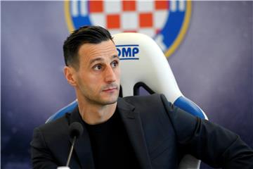 Hajduk predstavio Nikolu Kalinića