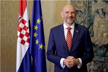 Predsjednik sabora primio u nastupni posjet nove veleposlanike