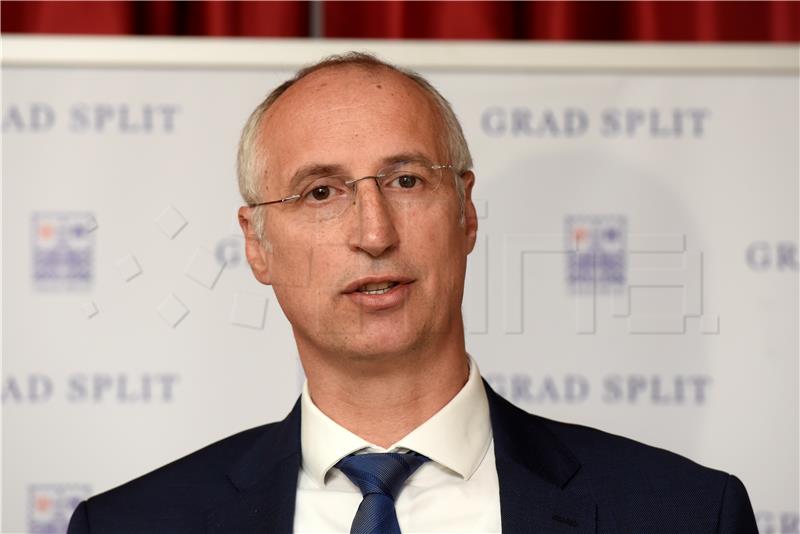 Brifing gradonačelnika Splita Ivice Puljka s novinarima