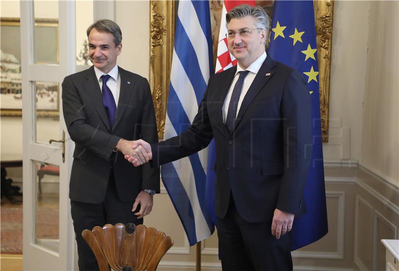 Croatian and Greek PMs call for deescalation of tensions between Ukraine and Russia