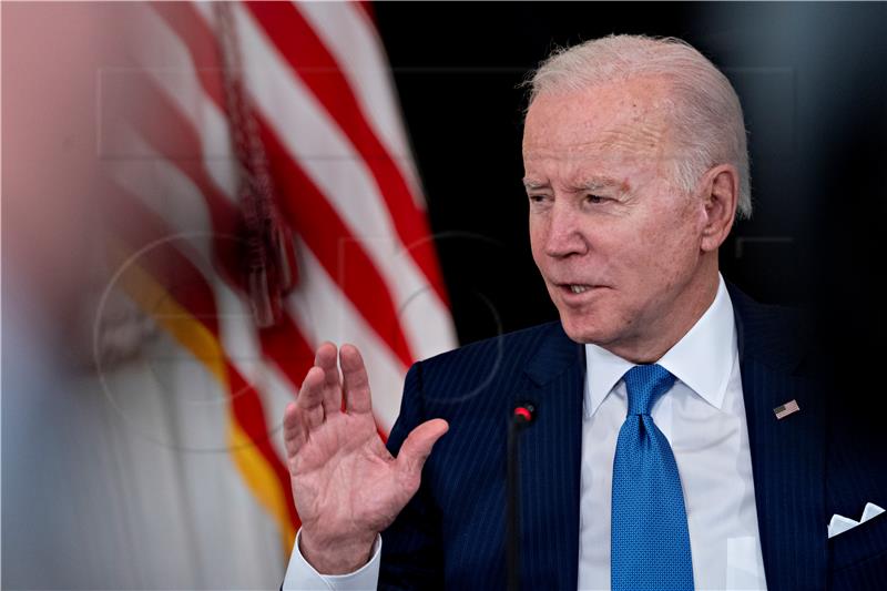 Biden: Ne bih slao vojnike da spašavaju Amerikance koji bježe iz Ukrajine