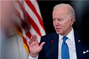 Biden: Ne bih slao vojnike da spašavaju Amerikance koji bježe iz Ukrajine