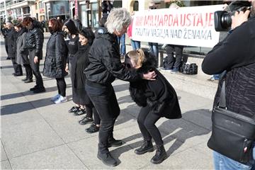 Performans "Milijarda ustaje protiv nasilja nad ženama"