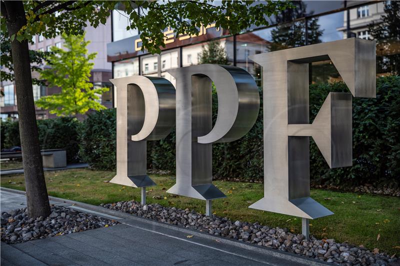 PPF, CME sign agreement to take over RTL Croatia