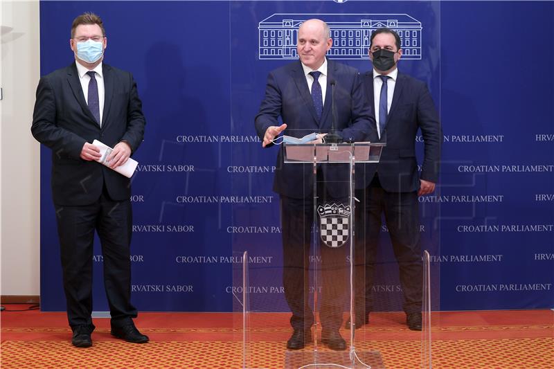 Konferencija za medije Kluba zastupnika HDZ-a