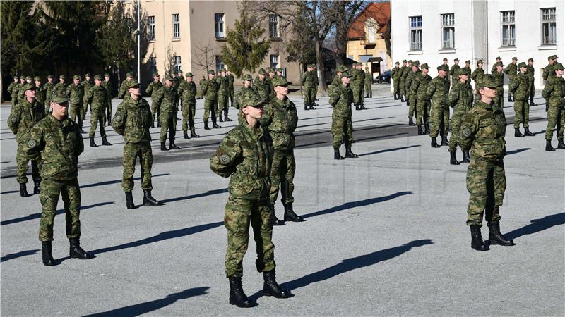 Milanović u Požegi na polaganju prisege dragovoljnih ročnika