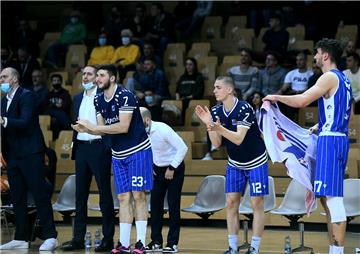 Polufinalni susret hrvatskog košarkaškog kupa "Krešimir Ćosić" Cibona - Zadar 