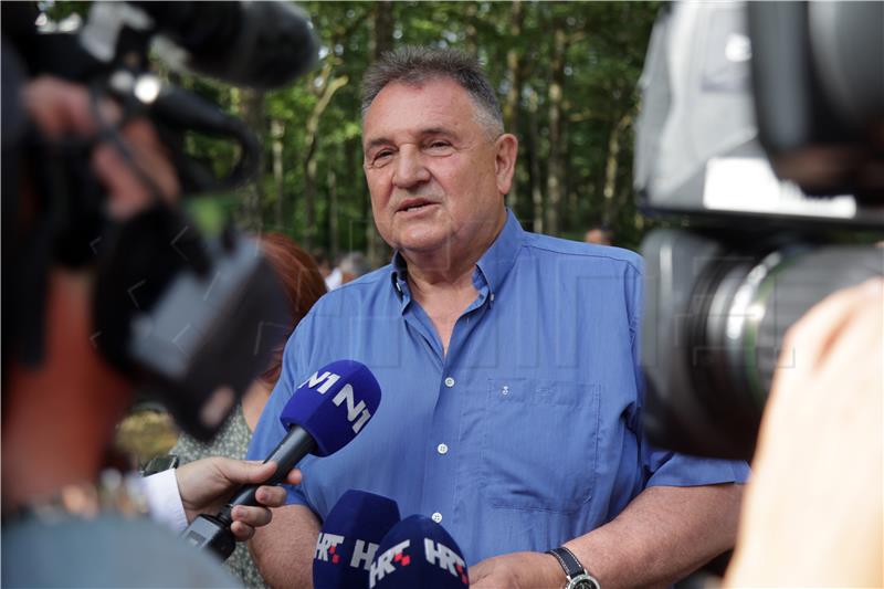 Čačić: Horvat has to go, Reformists' support depends on police operation's results