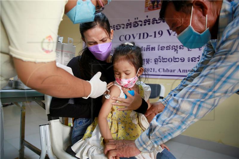 CAMBODIA PANDEMIC COVID19 VACCINE