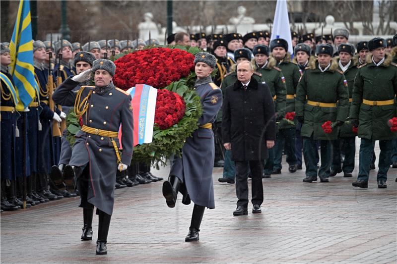 RUSSIA PUTIN WREATH LAYING CEREMONY