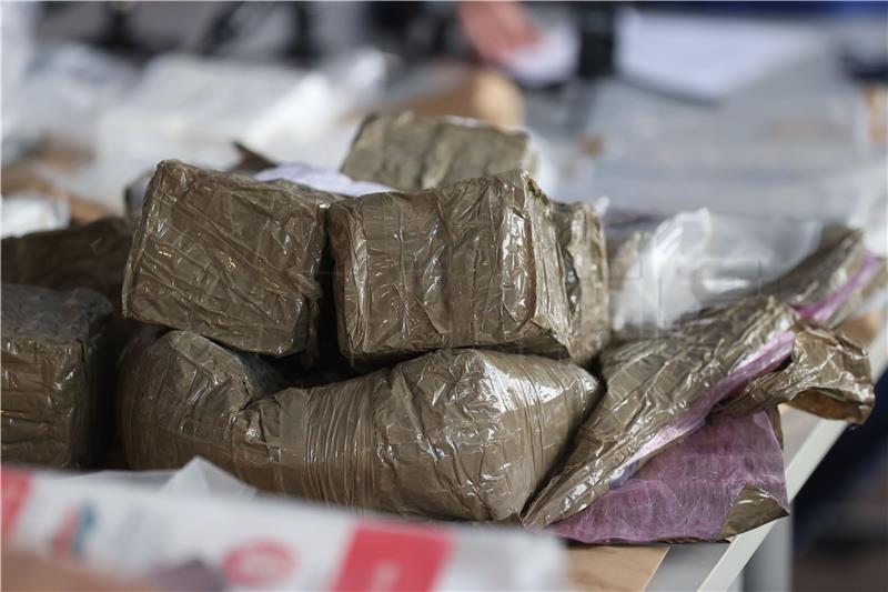 Pronađeno više od 12 kg kokaina, 69 kg marihuane i više od 36 tisuća tableta MDMA