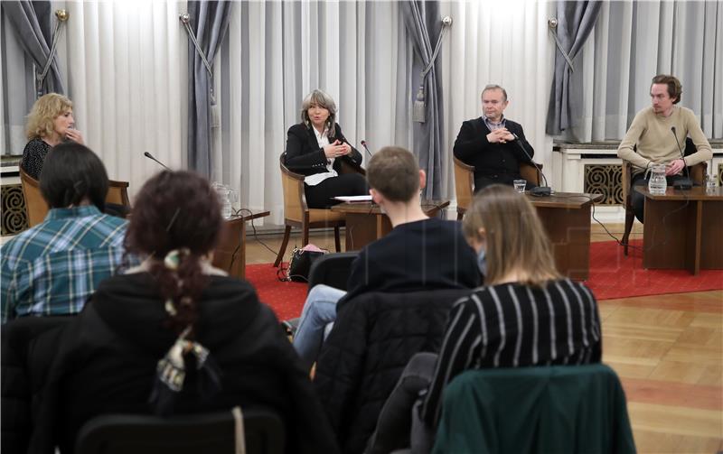 Panel "EU i mladi - šumovi u komunikaciji"