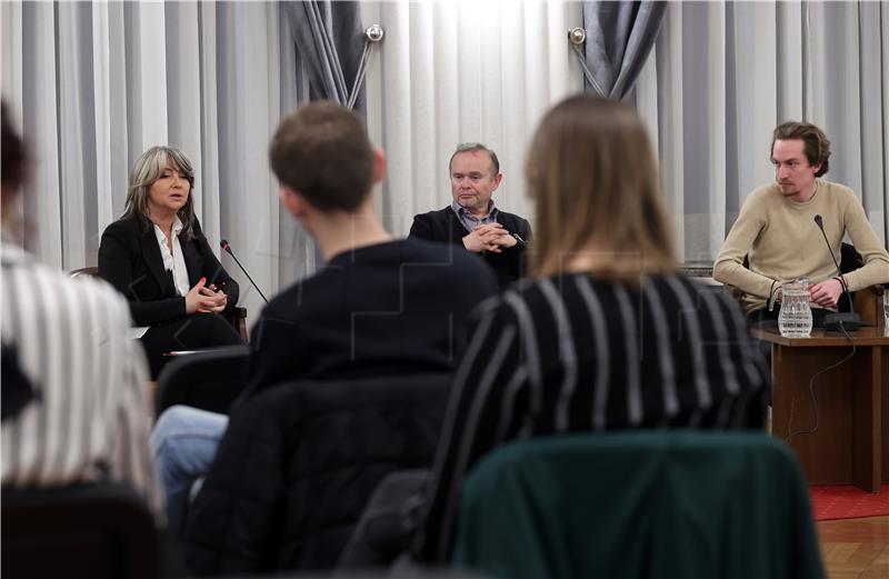 Panel "EU i mladi - šumovi u komunikaciji"