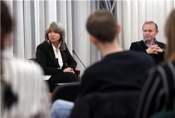 Panel "EU i mladi - šumovi u komunikaciji"