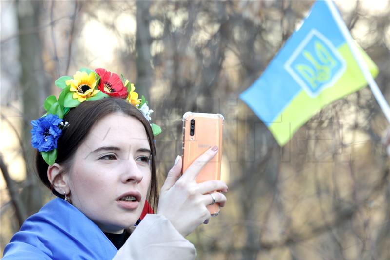 Prosvjed Ukrajinske zajednice pred Ruskim veleposlanstvom