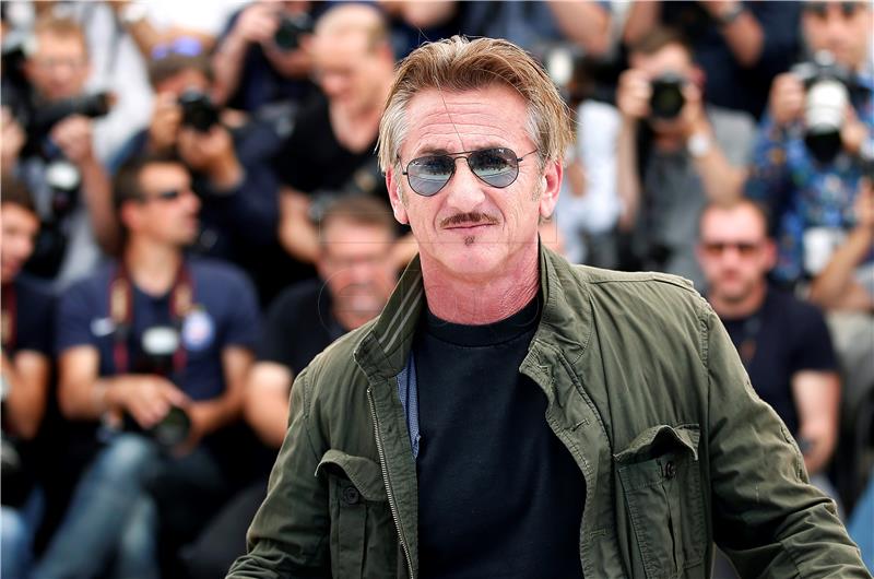 Sean Penn stigao u Ukrajinu radi snimanja dokumentarca o ruskom napadu