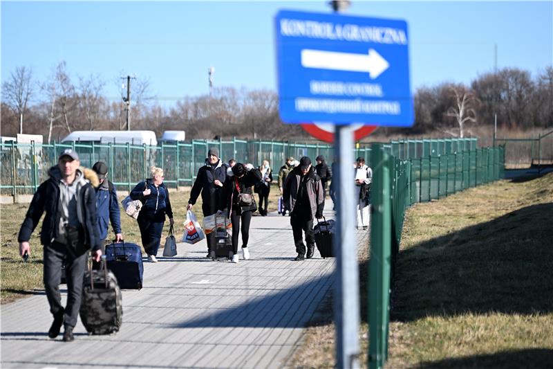 Ukrajinci bježe od rata prema srednjoj Europi