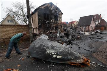 Ukrajinska vojna vozila u obrani Kijeva uoči očekivanog ruskog napada 