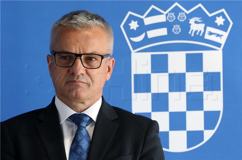 State secretary for Croats abroad supports Croat minority in Montenegro