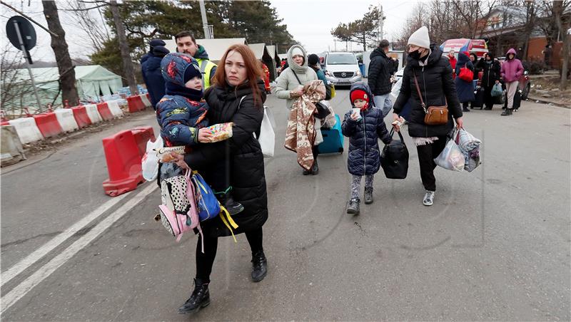 U Češku stigao posebni vlak s izbjeglicama, prvi izbjegli stigli u Bugarsku