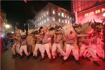 Paljenjem pusta i vraćanjem ključa Grada završen Riječki karneval