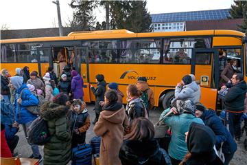 Oko 350.000 izbjeglica dosad ušlo u Poljsku iz Ukrajine