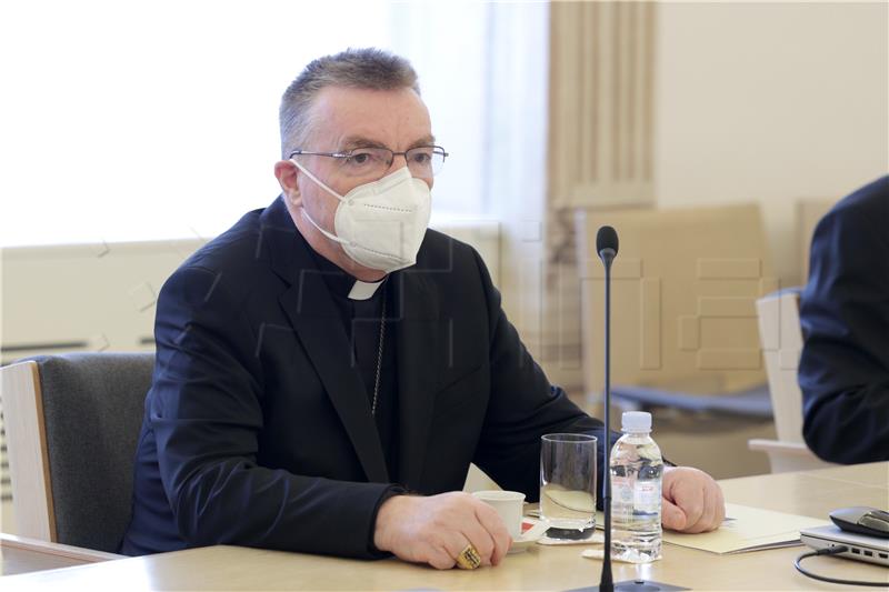 Zagreb archbishop calls for prayer for peace in Ukraine, entire world