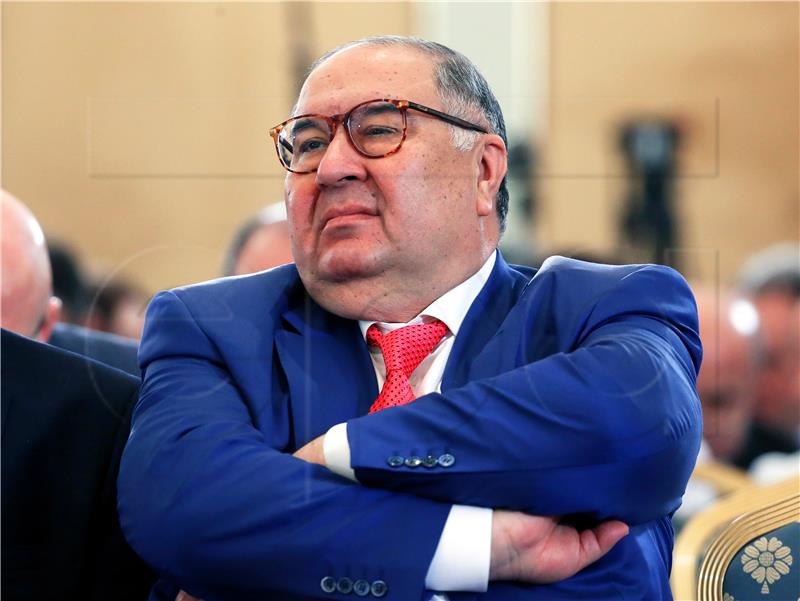 (FILE) BRITAIN SOCCER USMANOV