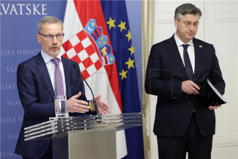 Konferencija za medije Andrej Plenkovića o Sberbank Hrvatska