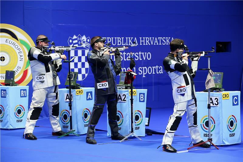 Hrvatski strijelci zlatni na Svjetskom kupu u Kairu