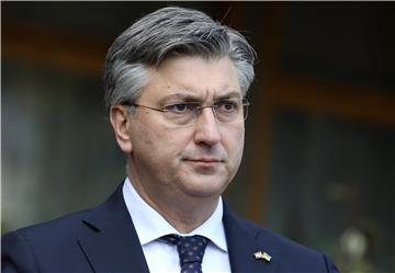 Premijer Plenković posjetio prihvatni centar za ukrajinske izbjeglice