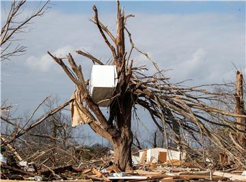 Tornado pogodio središnju Iowu, najmanje 6 ljudi poginulo