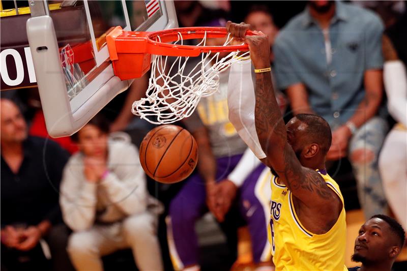 NBA: LeBronovih 56 poena, LA Lakers prekinuli negativan niz