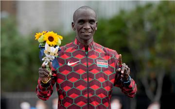 Tokijski maraton: Kipchoge pobjednik s četvrtim rezultatom svih vremena