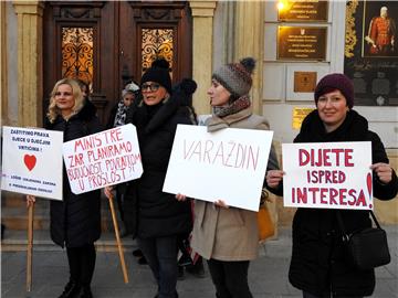 Čakovec i Varaždin: Prosvjedi nezadovoljnih zaposlenika u dječjim vrtićima