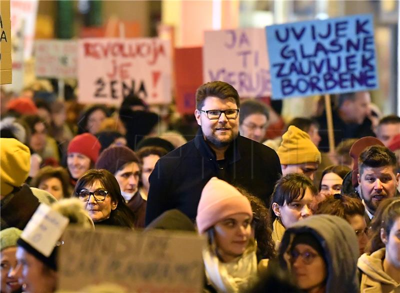 Zagreb: Prosvjedni marš "Noćni marš - 8. mart"