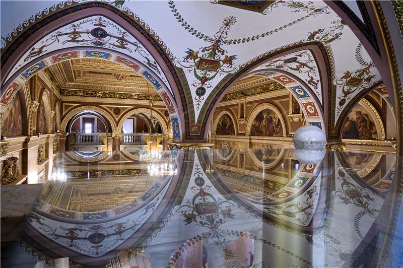 HUNGARY STATE OPERA HOUSE RENOVATION