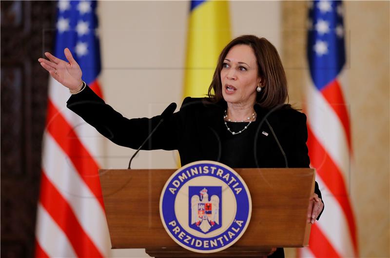 Kamala Harris pohvalila reakciju Rumunjske prema izbjegličkoj krizi 