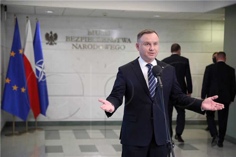 Duda: NATO bi morao ozbiljno razmisliti ako Putin upotrijebi kemijsko oružje