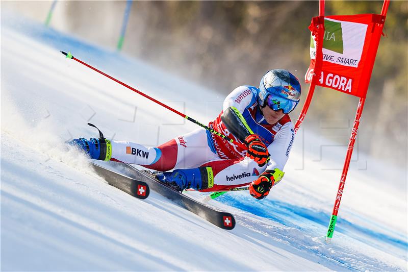 Kranjska Gora, veleslalom (m): Zubčić 22.