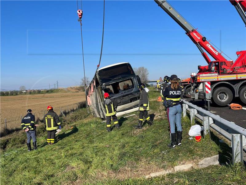 ITALY BUS ACCIDENT UKRAINIAN REFUGEES