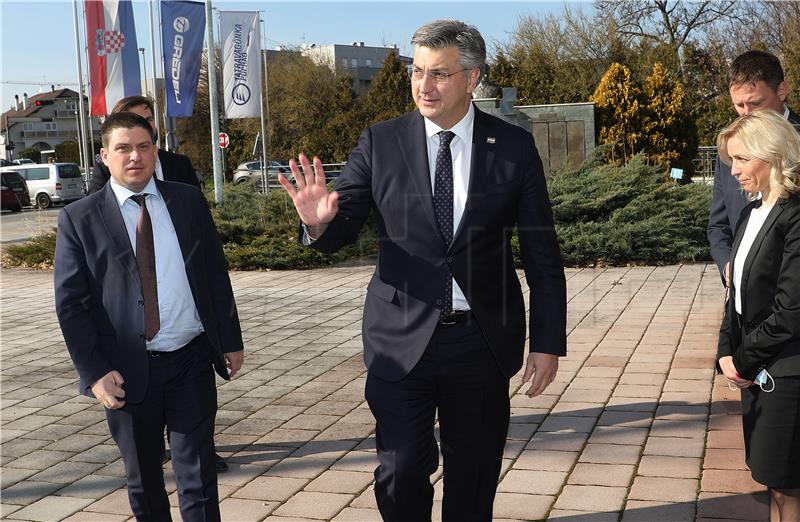 Premijer Plenković u Tvornici željezničkih vozila Gredelj