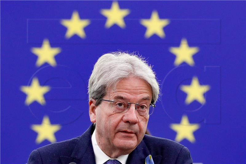 Rat i sankcije rizici za gospodarstvo EU-a - Gentiloni 